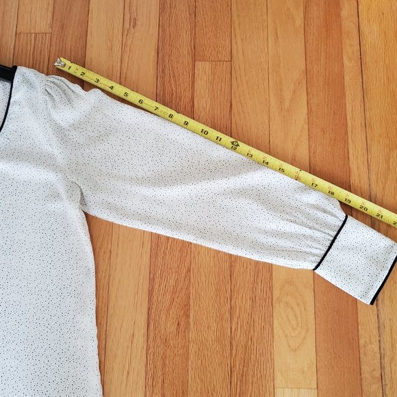 Loft long sleeve blouse NWT white with black dots size XS - Picture 5 of 8